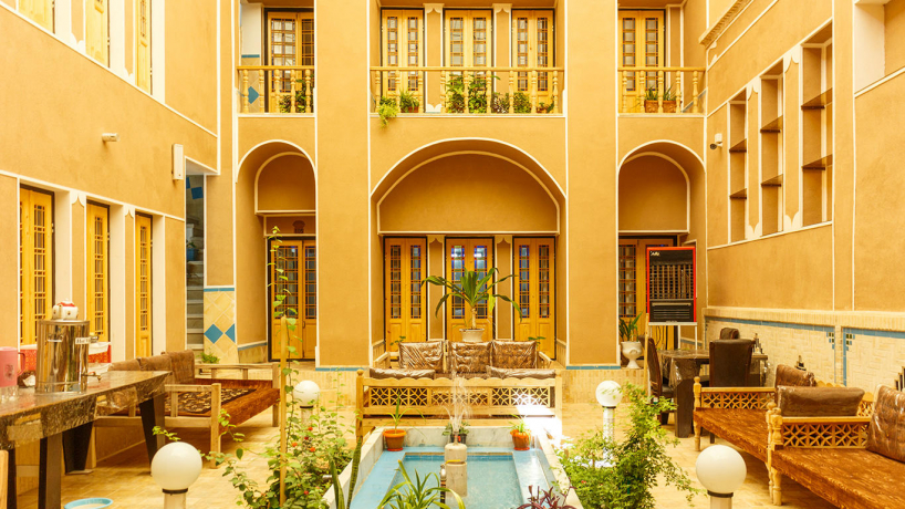 اقامتگاه سنتی الماس یزد فضای داخلی اقامتگاه اقامتگاه سنتی الماس یزد فضای داخلی اقامتگاه