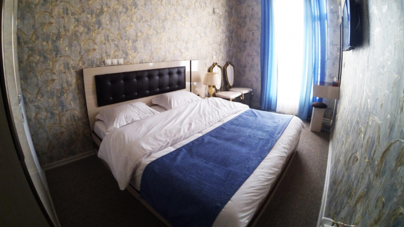 هتل سارای اردبیل اتاق دو تخته دابل هتل سارای اردبیل اتاق دو تخته دابل