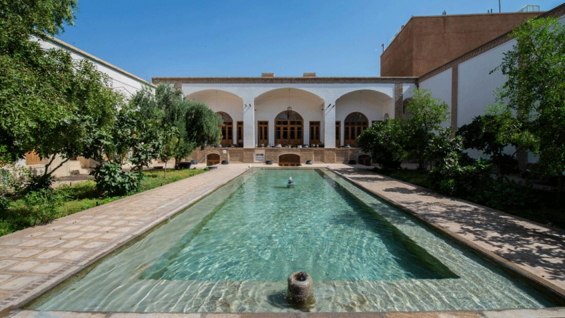 اقامتگاه سنتی خانهی منوچهری کاشان فضای داخلی اقامتگاه 1 اقامتگاه سنتی خانهی منوچهری کاشان فضای داخلی اقامتگاه 1