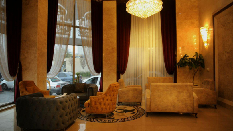 هتل آپارتمان فدک قم لابی 1 هتل آپارتمان فدک قم لابی 1