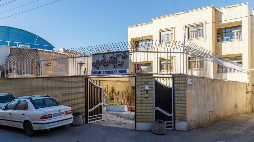 هتل آپارتمان شروین اصفهان نمای بیرونی هتل آپارتمان شروین اصفهان نمای بیرونی