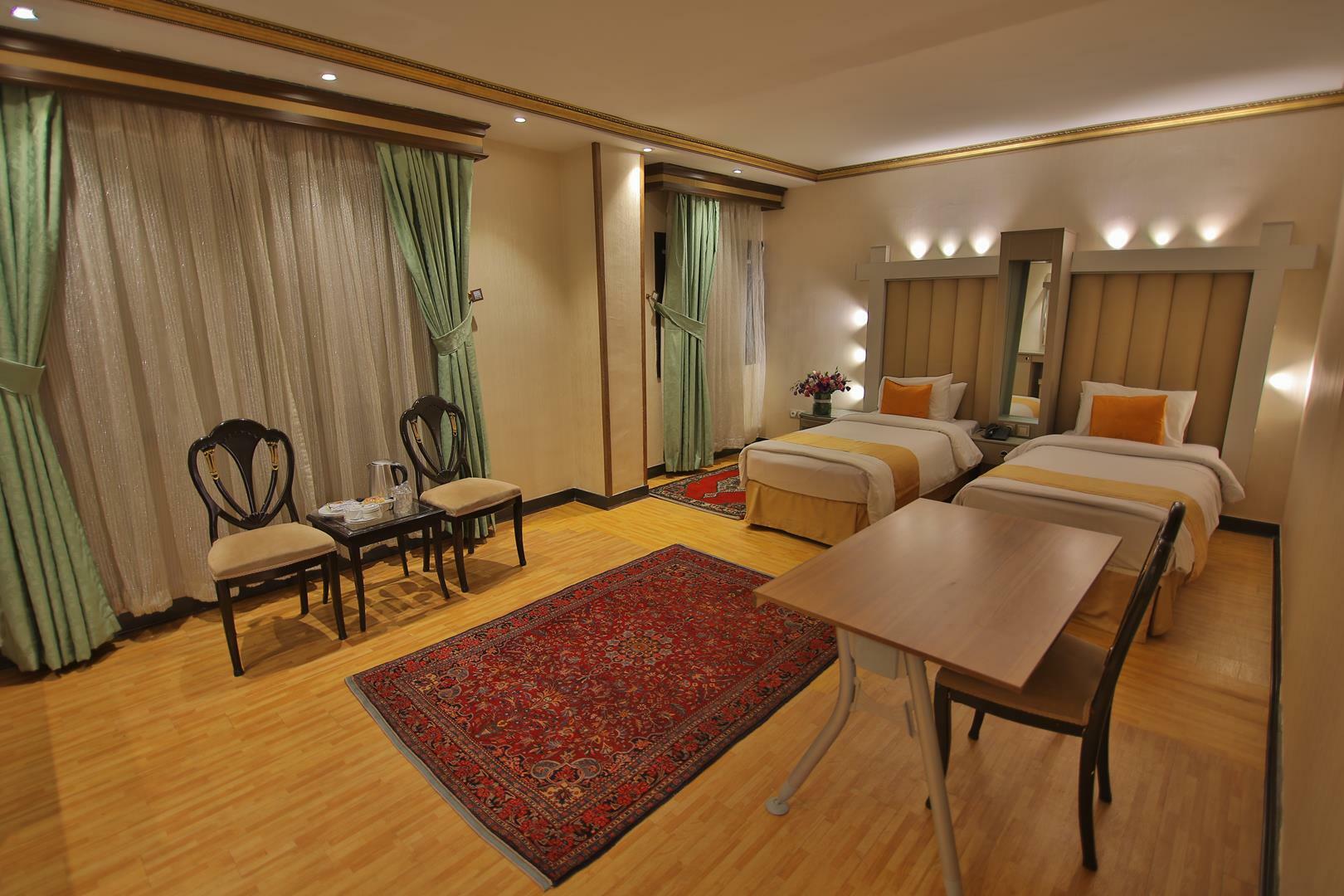 Ferdowsi Grand Hotel