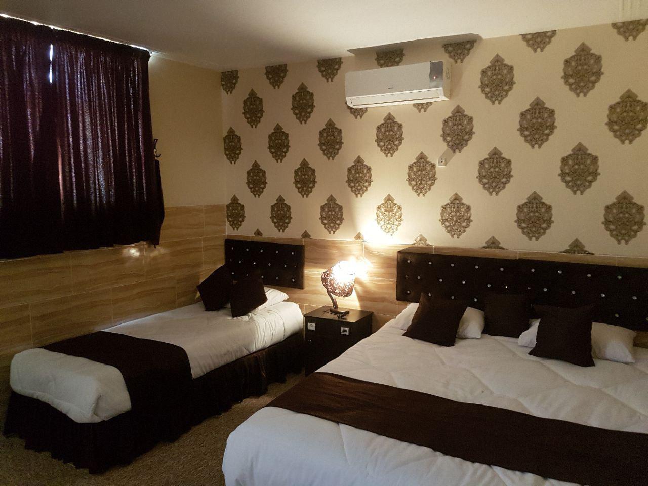 Keyvan, Shiraz