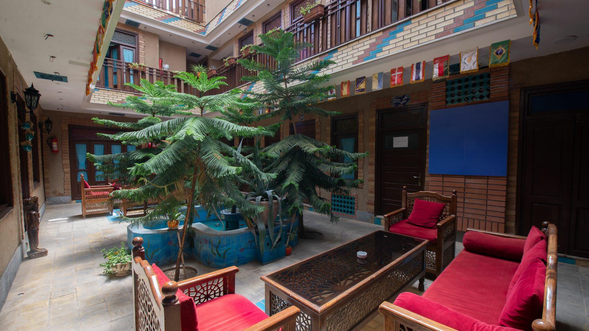 Ordibehesht Inn, Isfahan