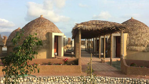 Parsian Ghaleganj Hotel