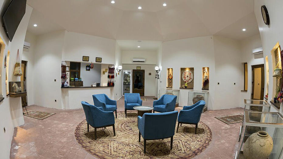 Parsian Ghaleganj Hotel