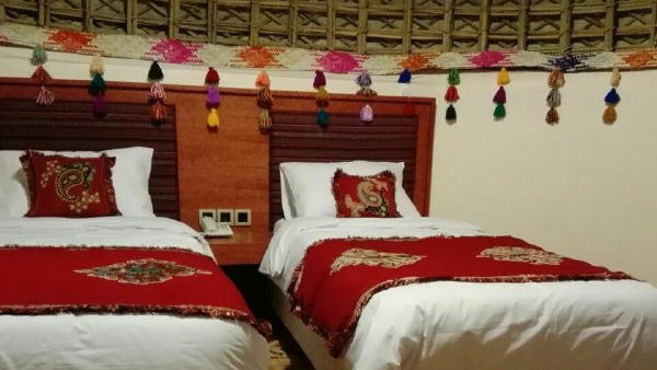 Parsian Ghaleganj Hotel