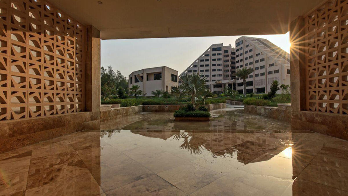 Mirage Hotel Kish, Kish — photo 1