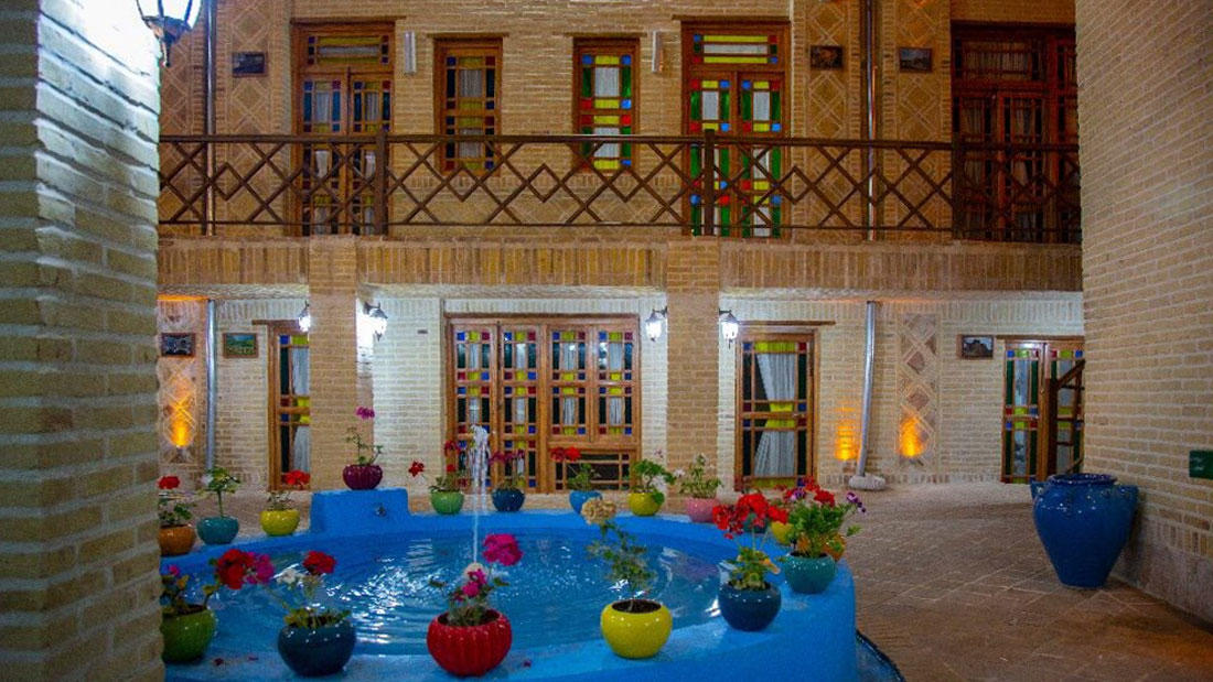 Traditional Hotel Dedman Zanjan, Zanjan — photo 1