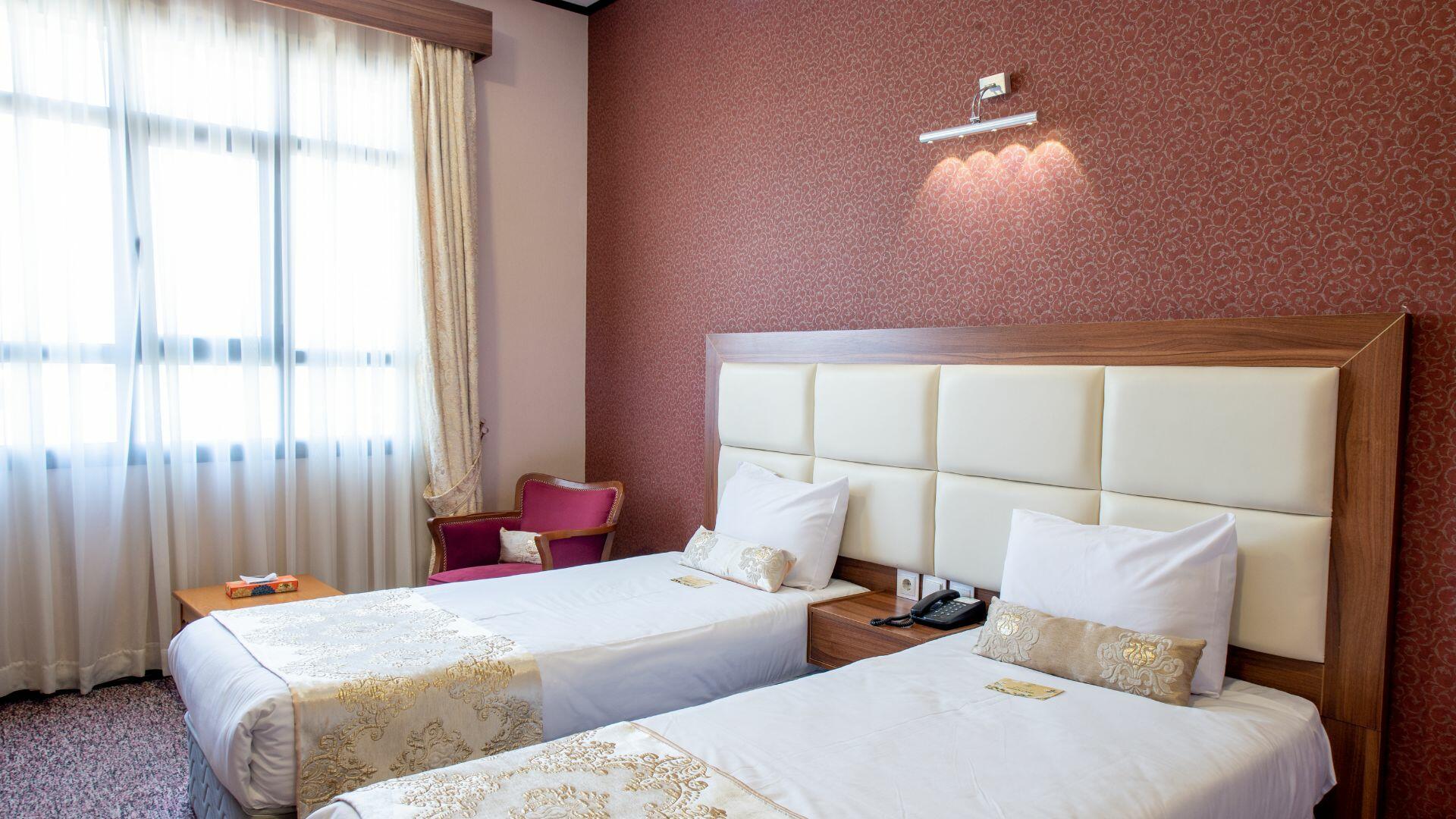 Beyn Ol-Harameyn Hotel