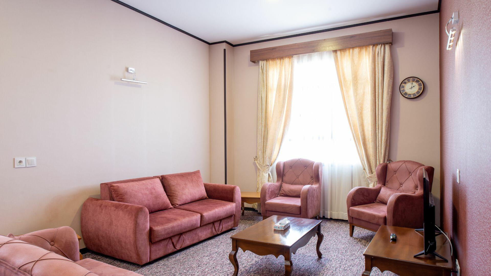 Beyn Ol-Harameyn Hotel