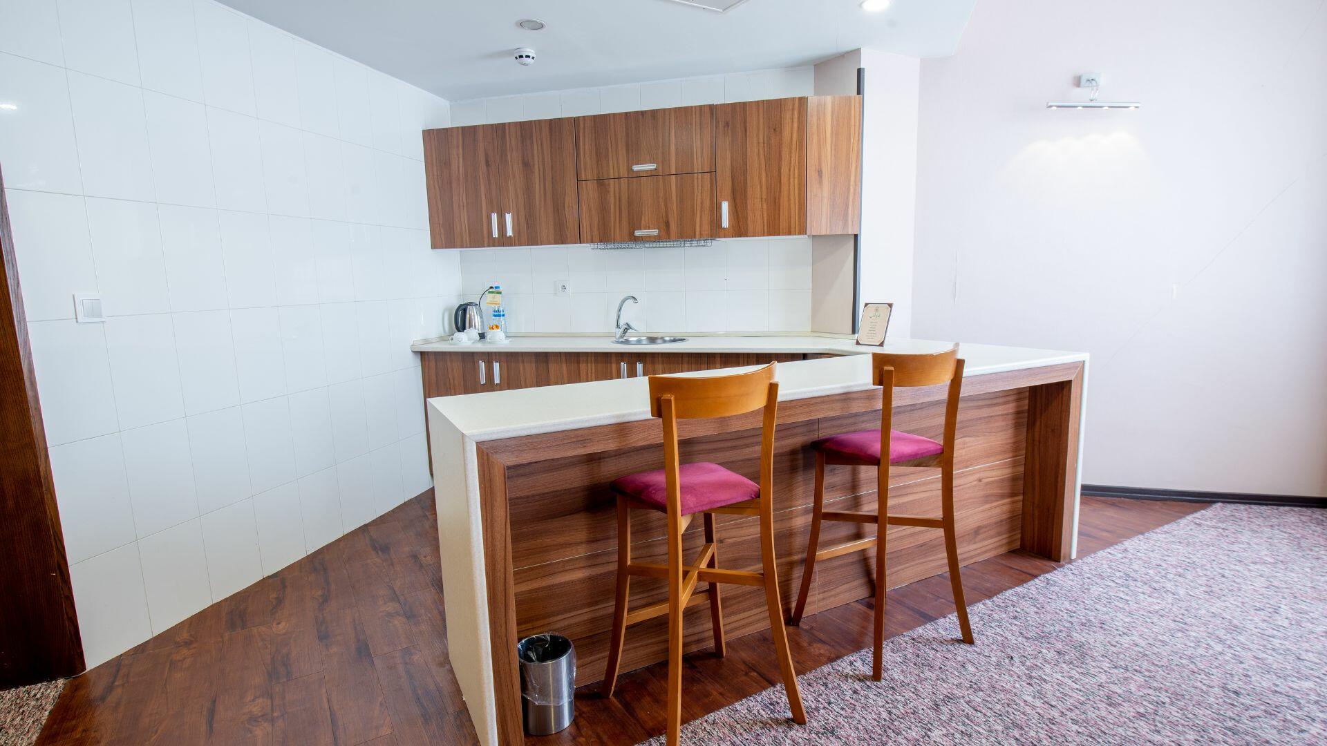 Beyn Ol-Harameyn Hotel