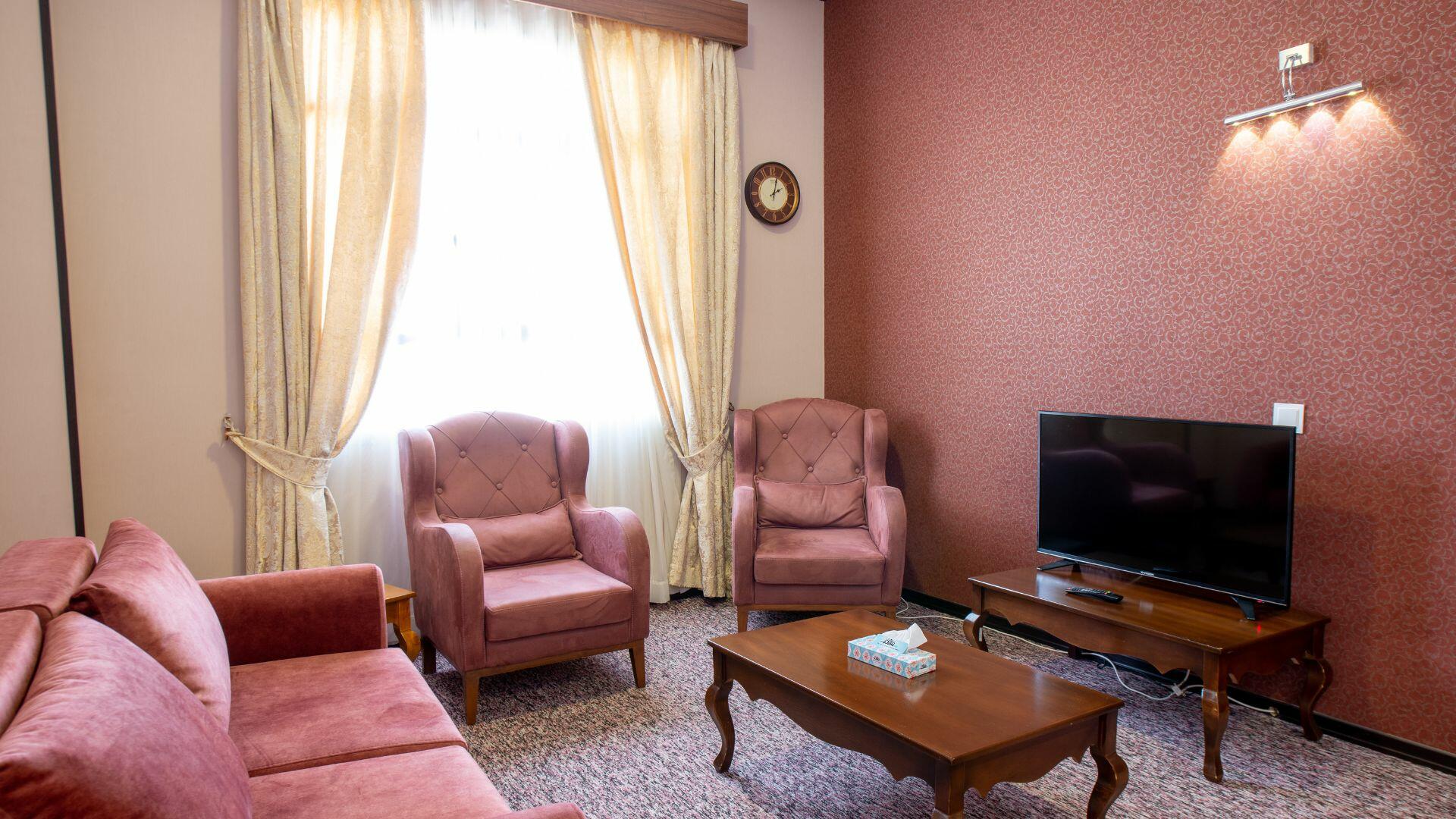 Beyn Ol-Harameyn Hotel