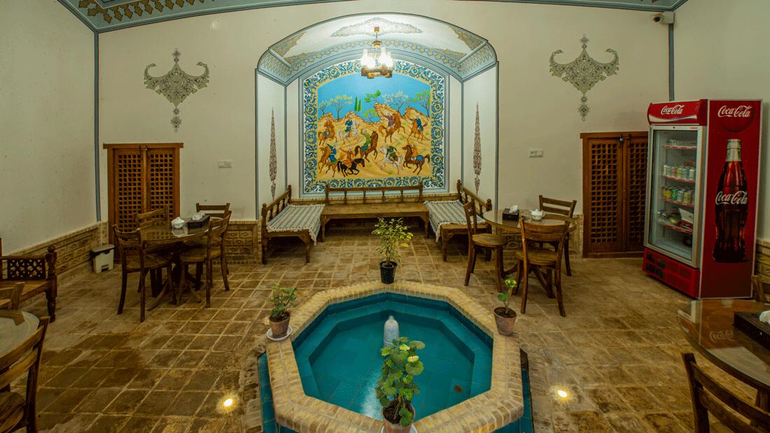 Amir Al-Saltaneh, Kashan