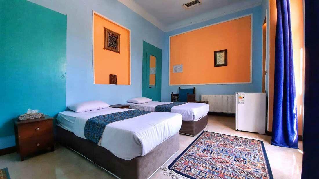 Hatef Traditional Guesthouse