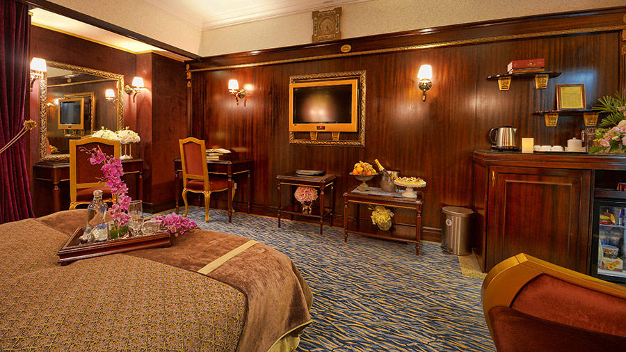 Ghasr International Hotel