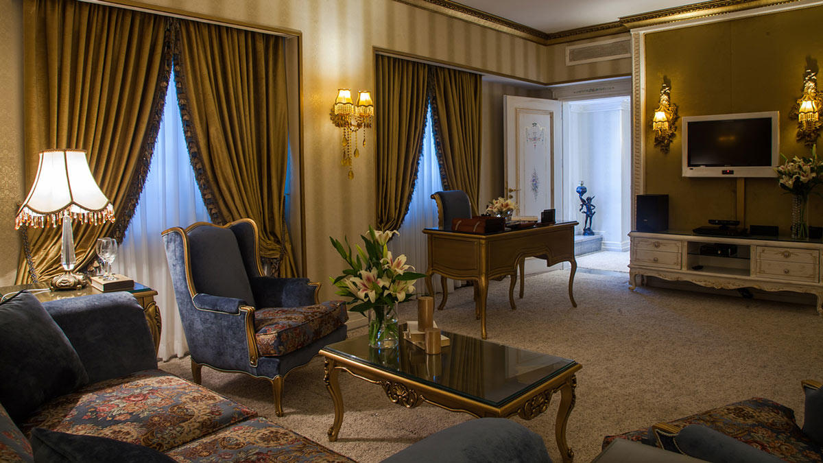 Ghasr International Hotel