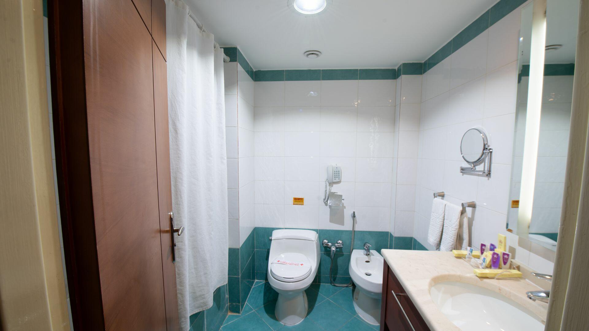 Parsian Kowsar Hotel