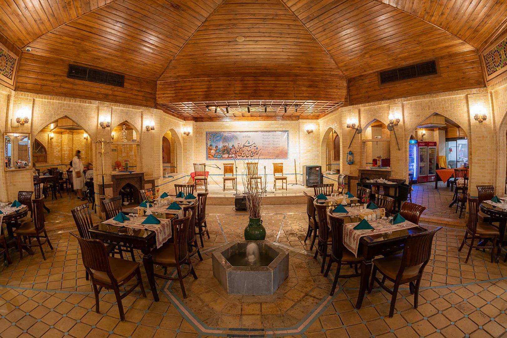 Parsian Kowsar Hotel