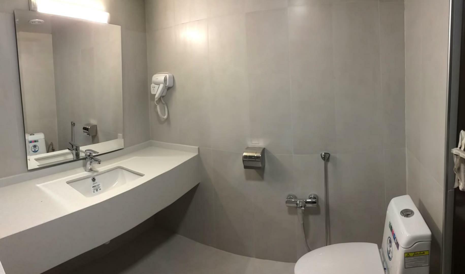 Parsian Ali-Qapu Hotel