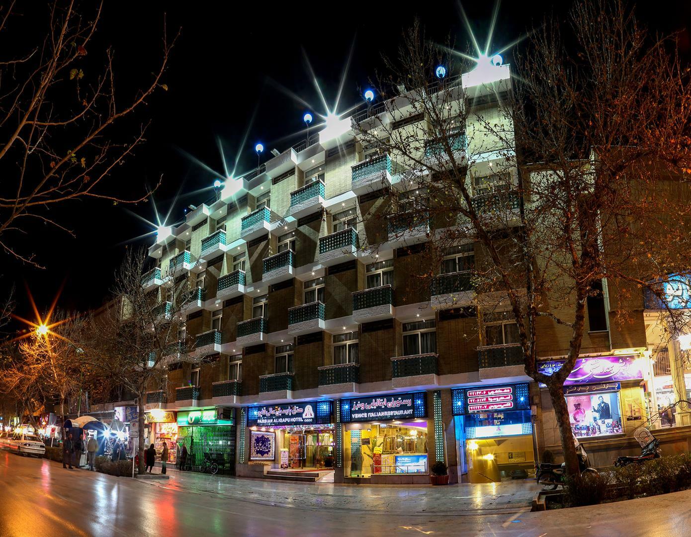 Parsian Ali-Qapu Hotel