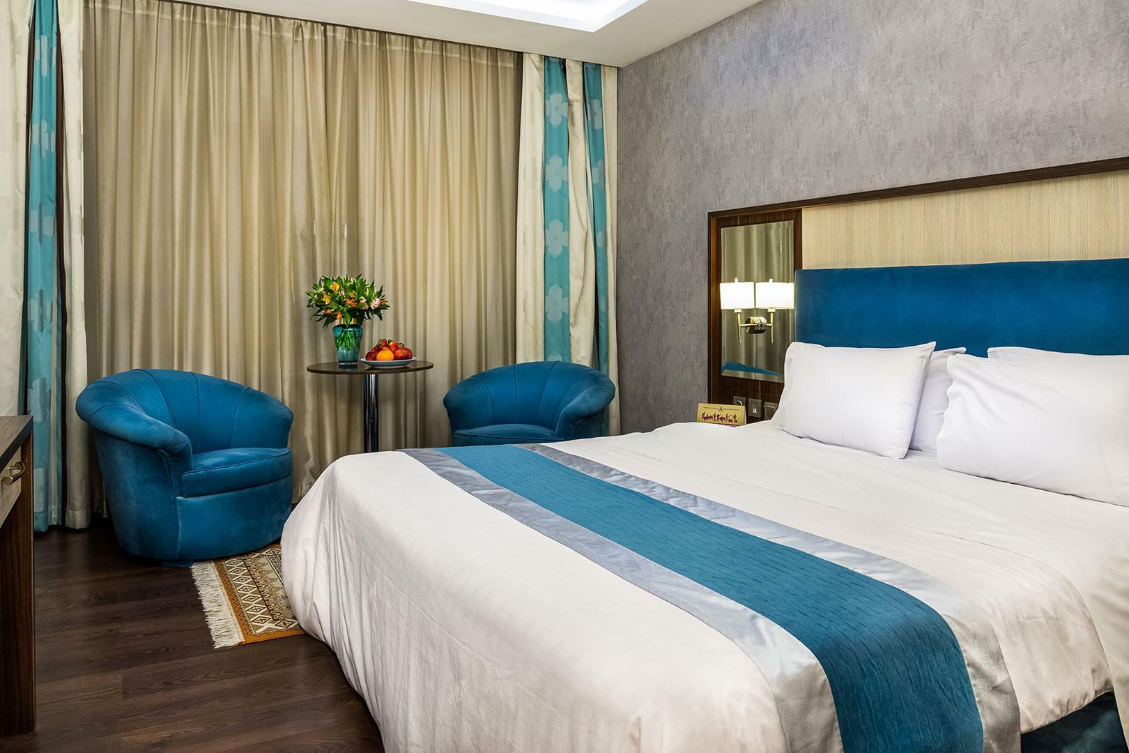 Parsian Ali-Qapu Hotel