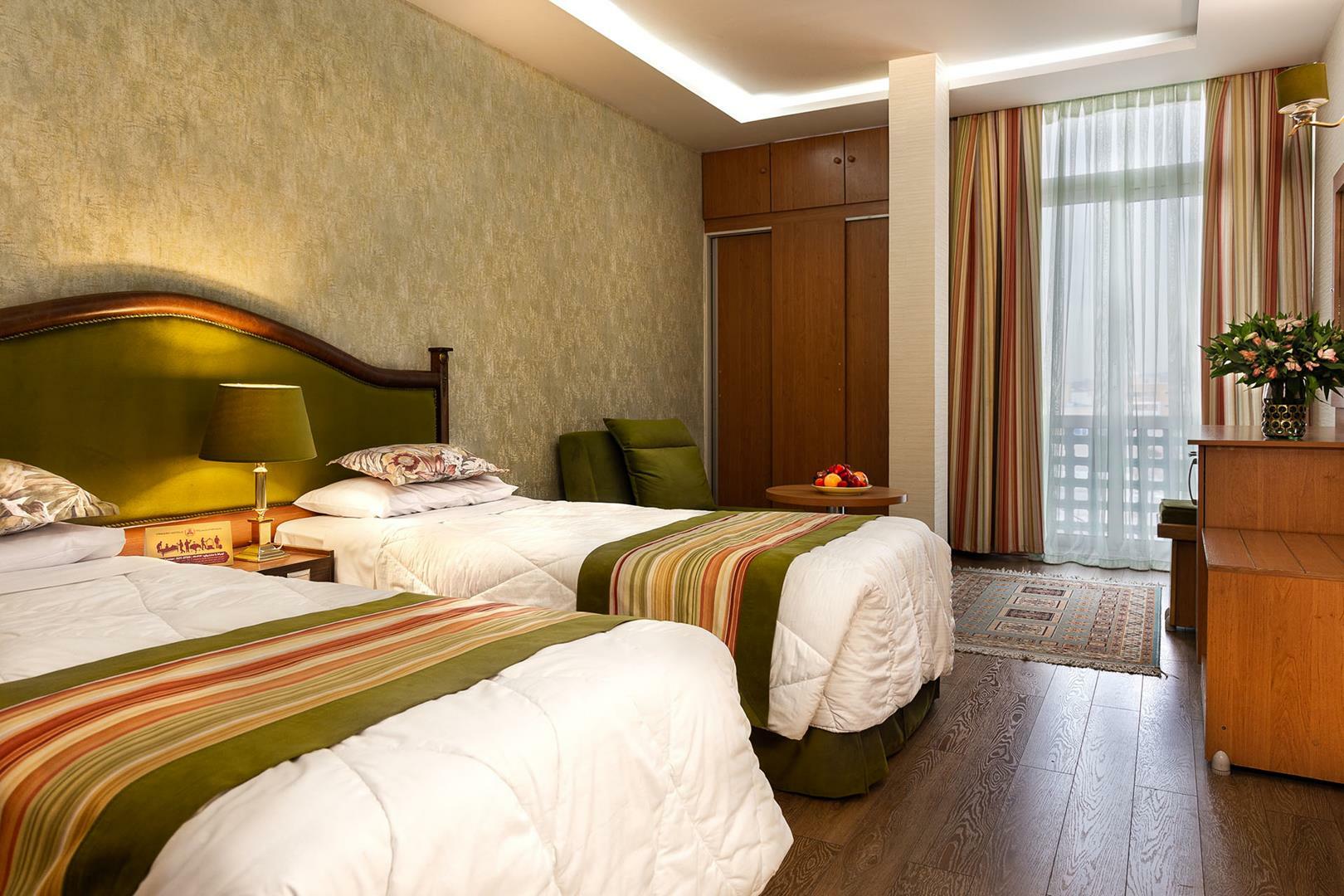 Parsian Ali-Qapu Hotel