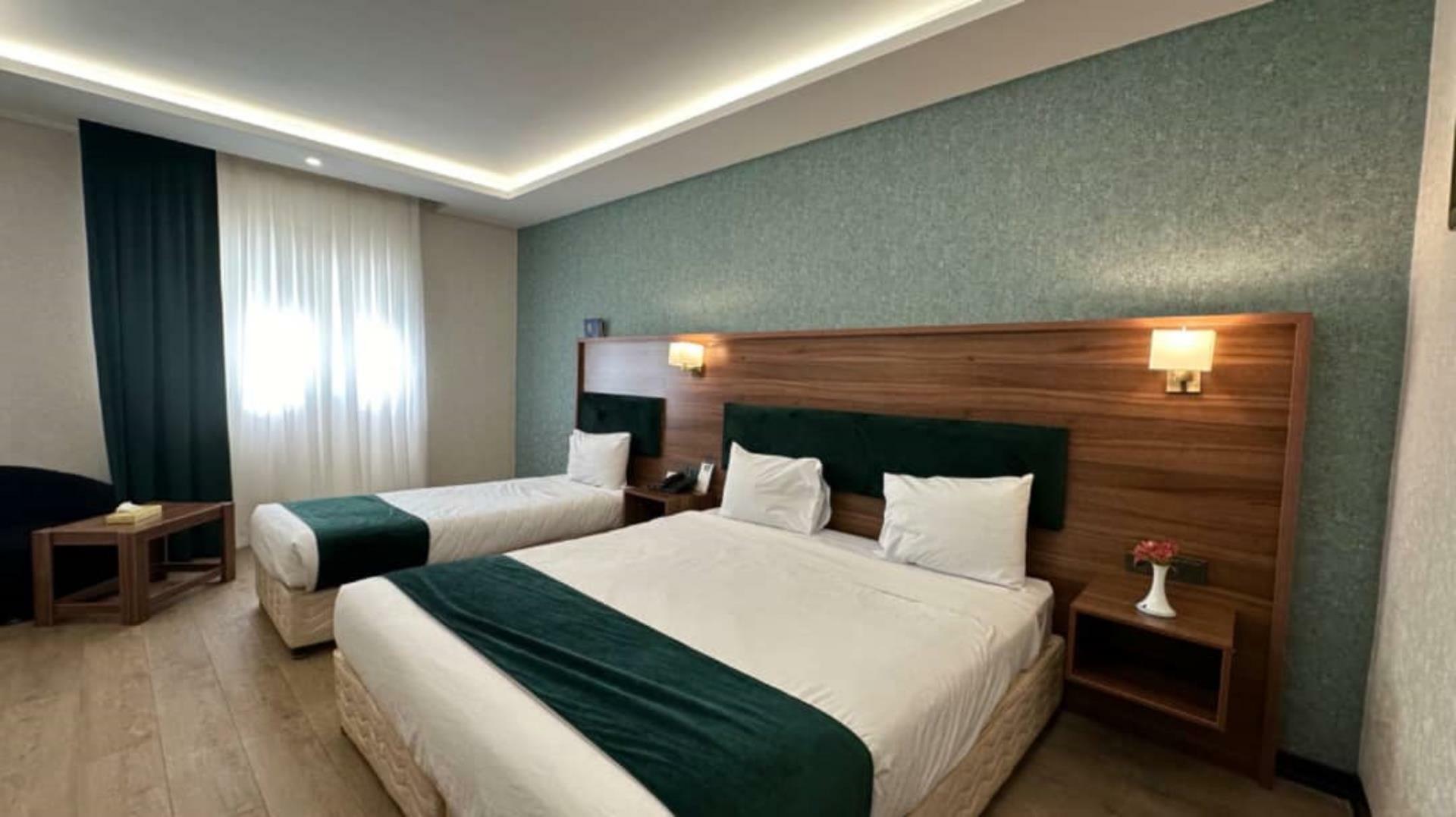 Parsian Ali-Qapu Hotel