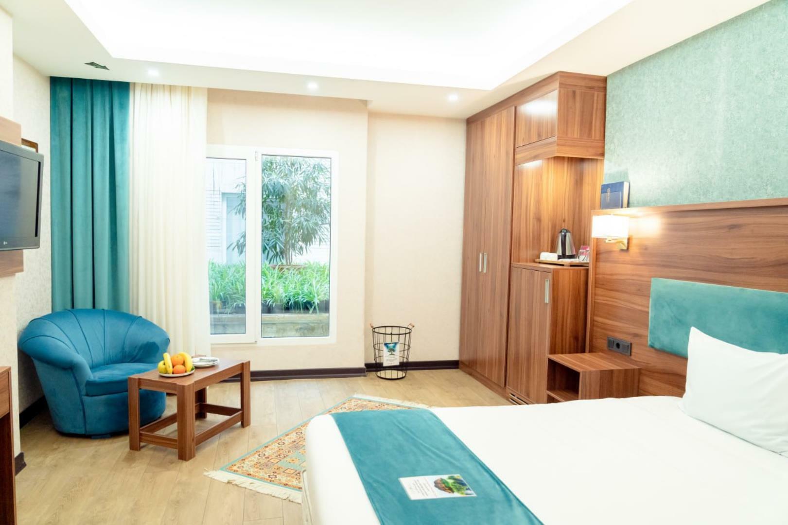 Parsian Ali-Qapu Hotel