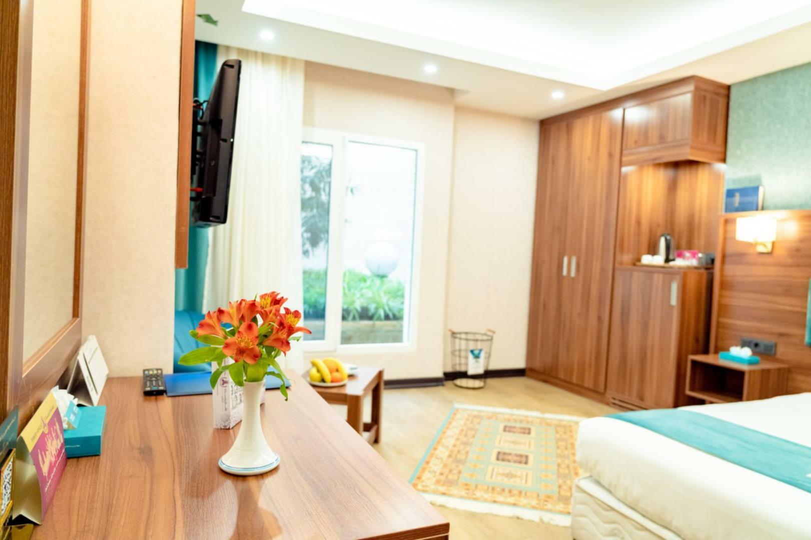 Parsian Ali-Qapu Hotel