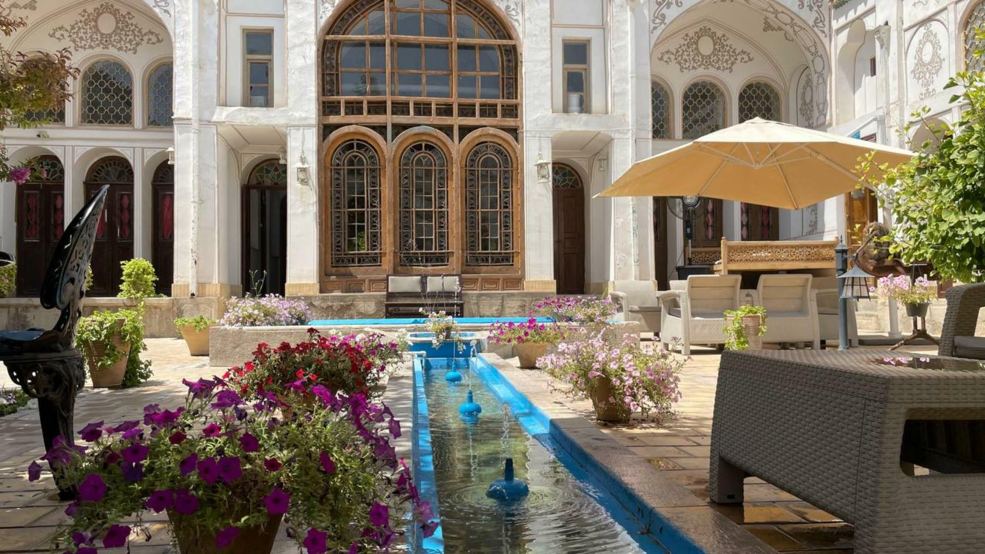 Sohrevardi Traditional boutique Hotel