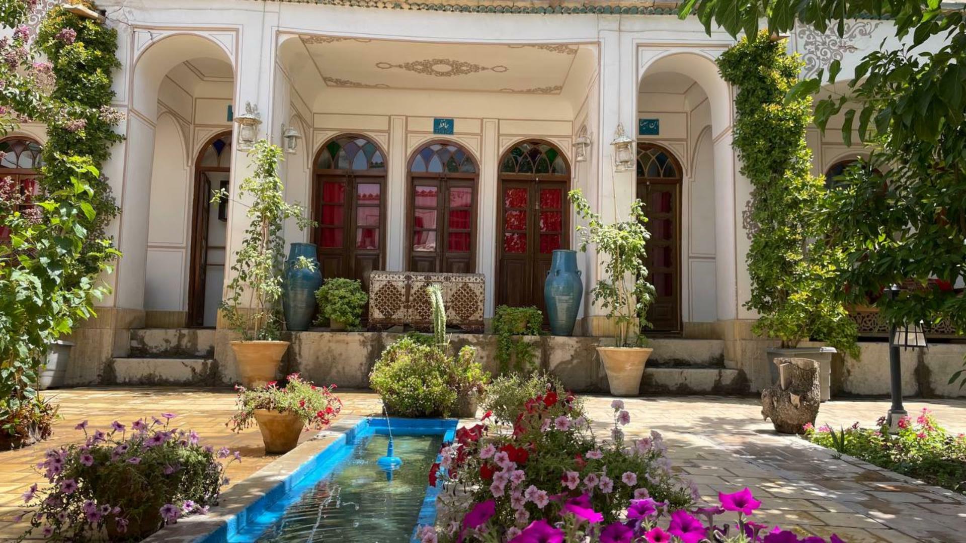 Sohrevardi Traditional boutique Hotel