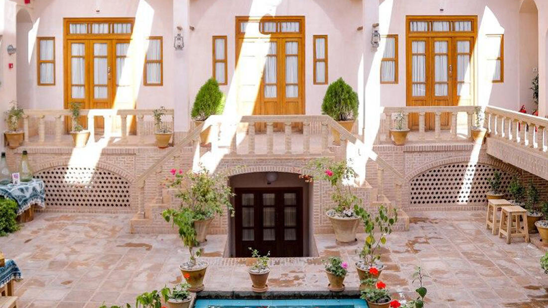 Kasaneh Roshan Guesthouse Kashan, Kashan