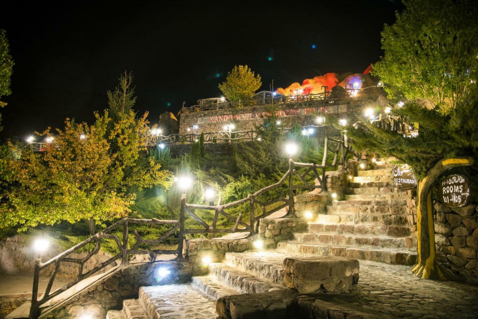 Sakhra-ye Laleh Kandovan Hotel Tabriz, Tabriz — photo 2