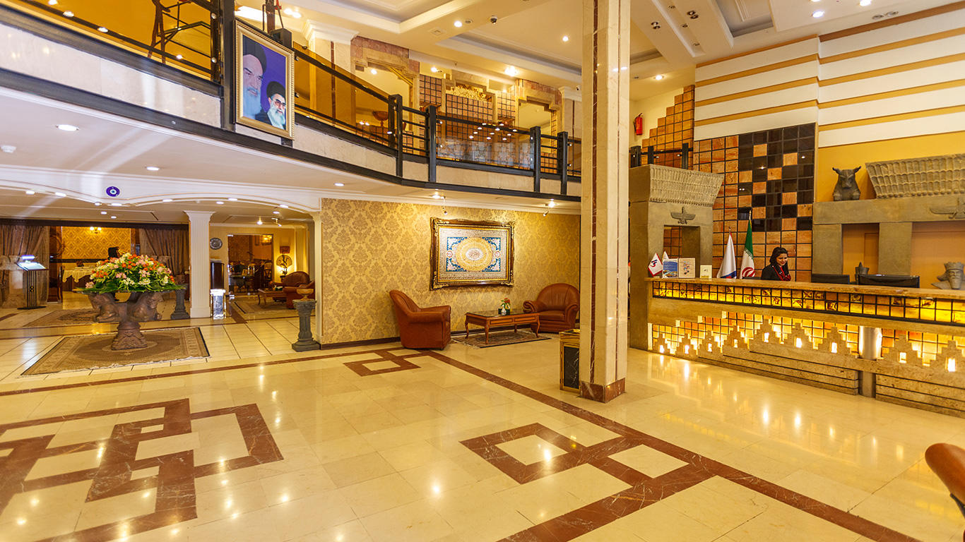 Aryo Barzan Hotel