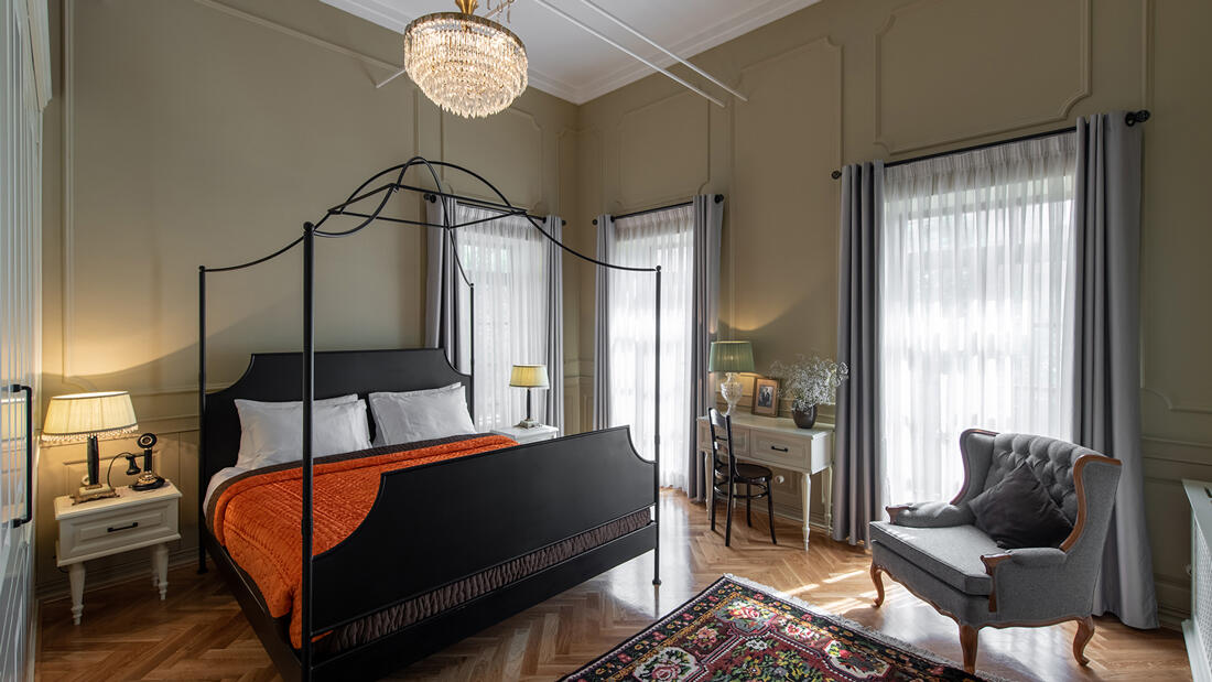 Nezamiyeh Boutique Hotel