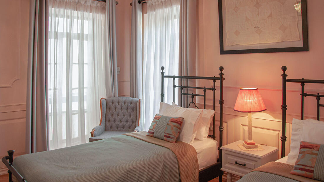 Nezamiyeh Boutique Hotel