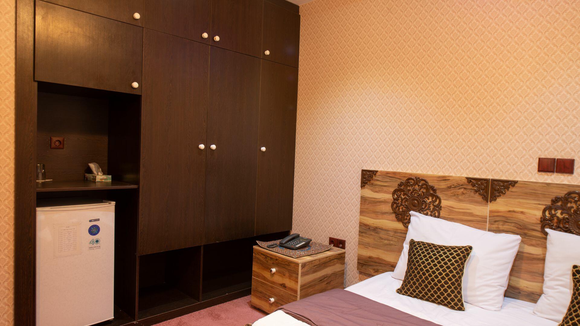 Bahar Narenj Hafez Hotel