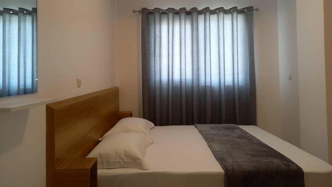 Roz Ayand Hotel Apartment