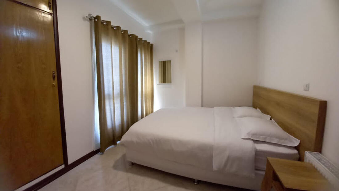 Roz Ayand Hotel Apartment