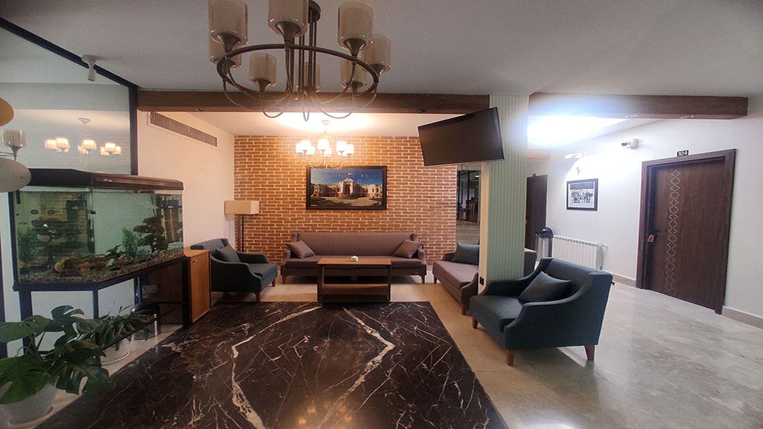 Shahryar Novin Hotel