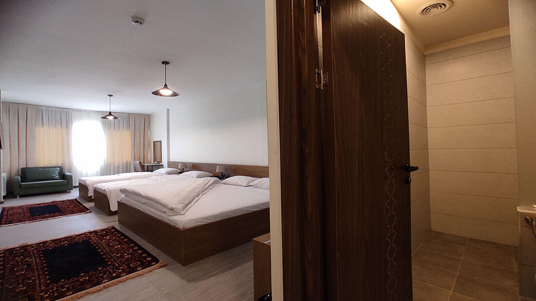 Shahryar Novin Hotel