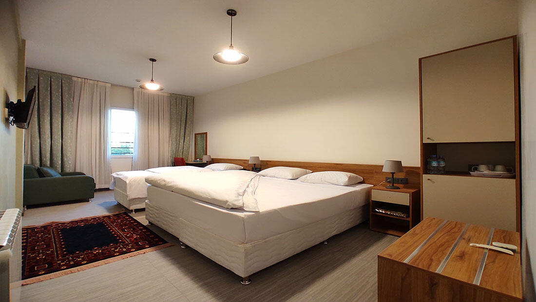 Shahryar Novin Hotel