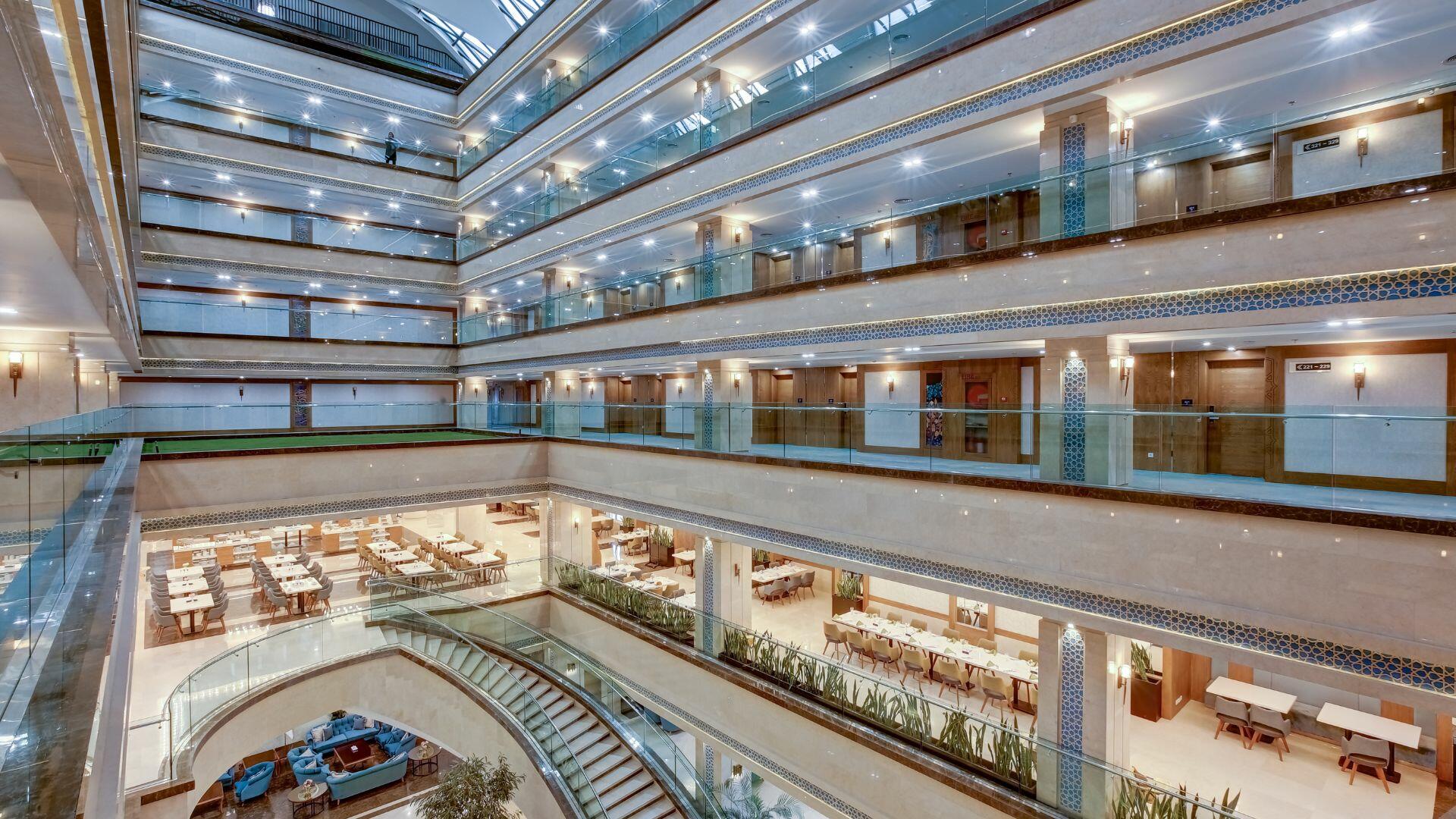 Khursheed-e-Hashtom Rauf Kowsar Hotel