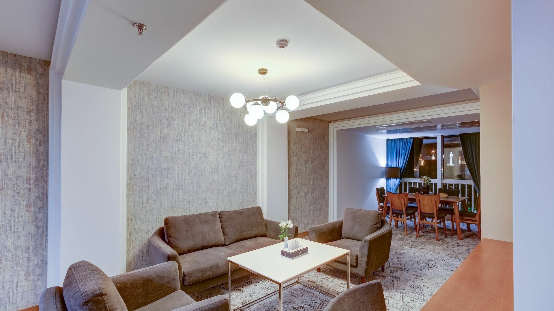 Khursheed-e-Hashtom Rauf Kowsar Hotel