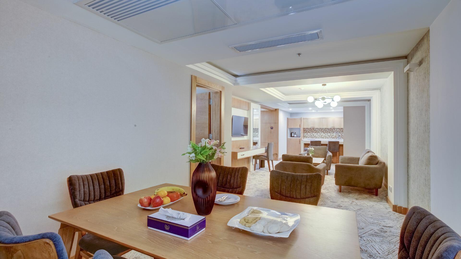 Khursheed-e-Hashtom Rauf Kowsar Hotel