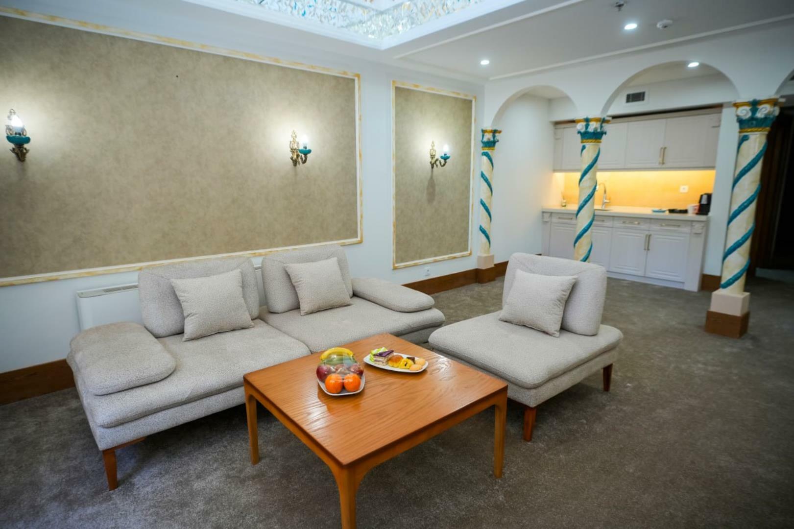 Khursheed-e-Hashtom Rauf Kowsar Hotel