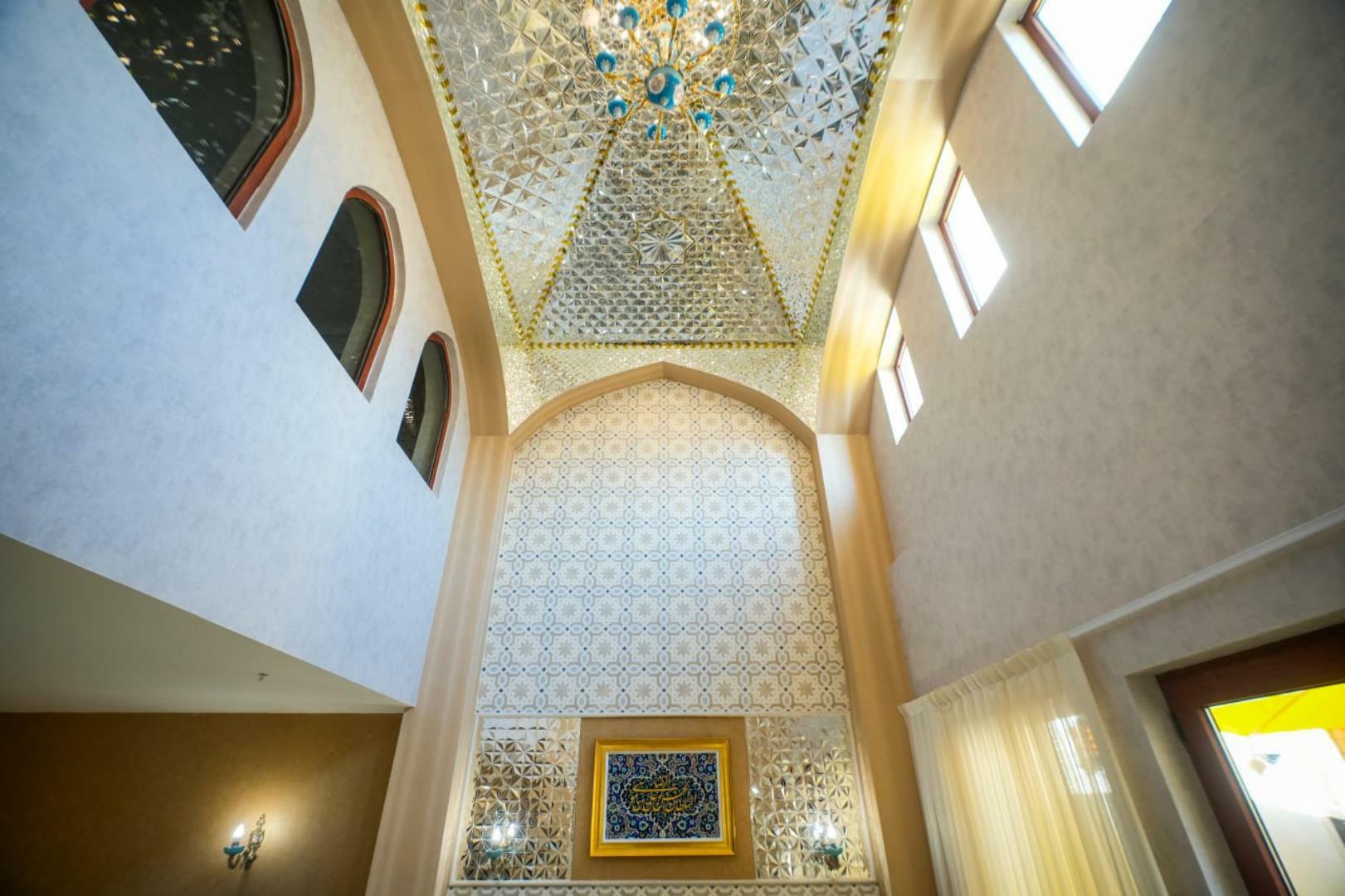 Khursheed-e-Hashtom Rauf Kowsar Hotel