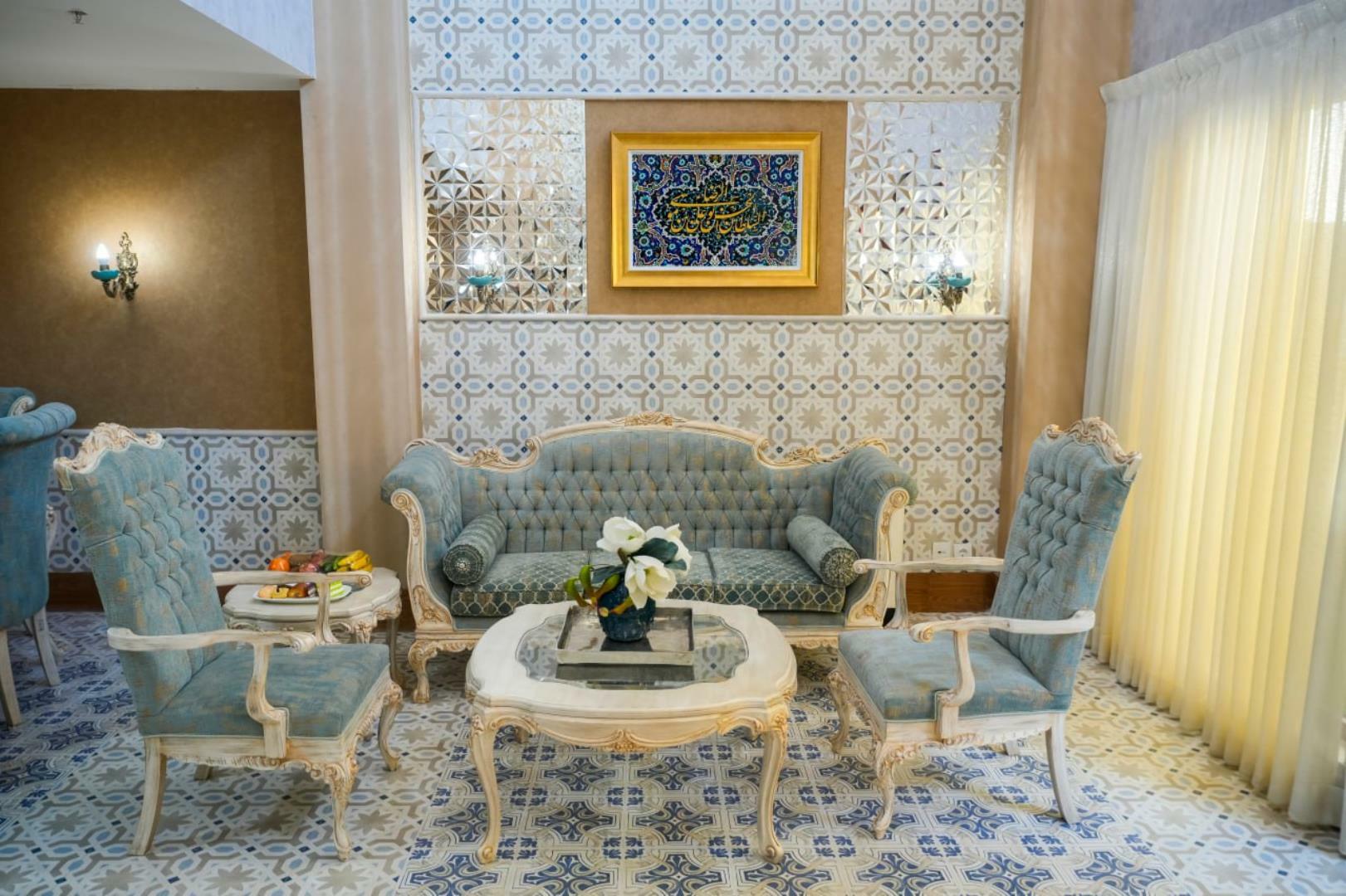 Khursheed-e-Hashtom Rauf Kowsar Hotel