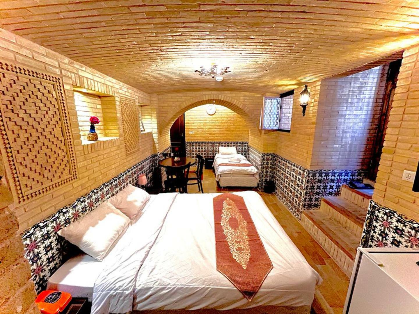 Amirieh Traditional Hotel